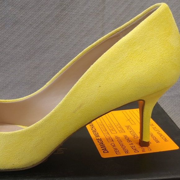 Charles David Angelica  Pump Light Yellow -8 - Picture 8 of 13